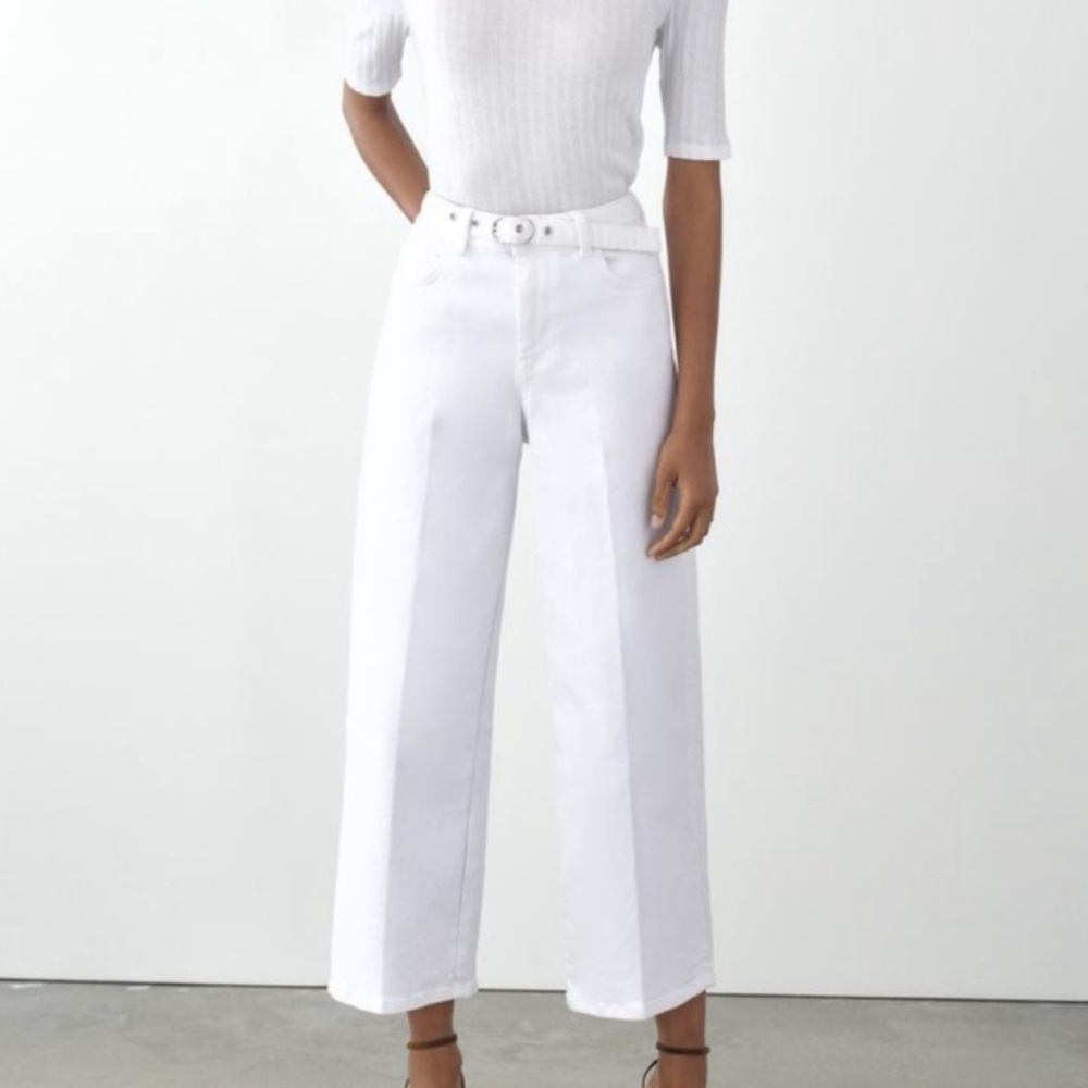 Zara Z1975 CROPPED JEANS STRAIGHT FIT
HIGH WAIST WITH BELT